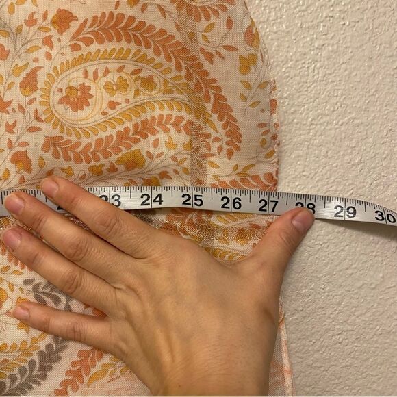 Peach metallic thread paisley print lightweight semi sheer scarf wrap 27x72 - Picture 6 of 7